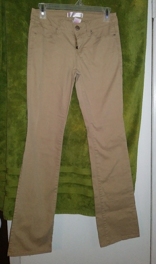 No Boundaries Khaki Pants